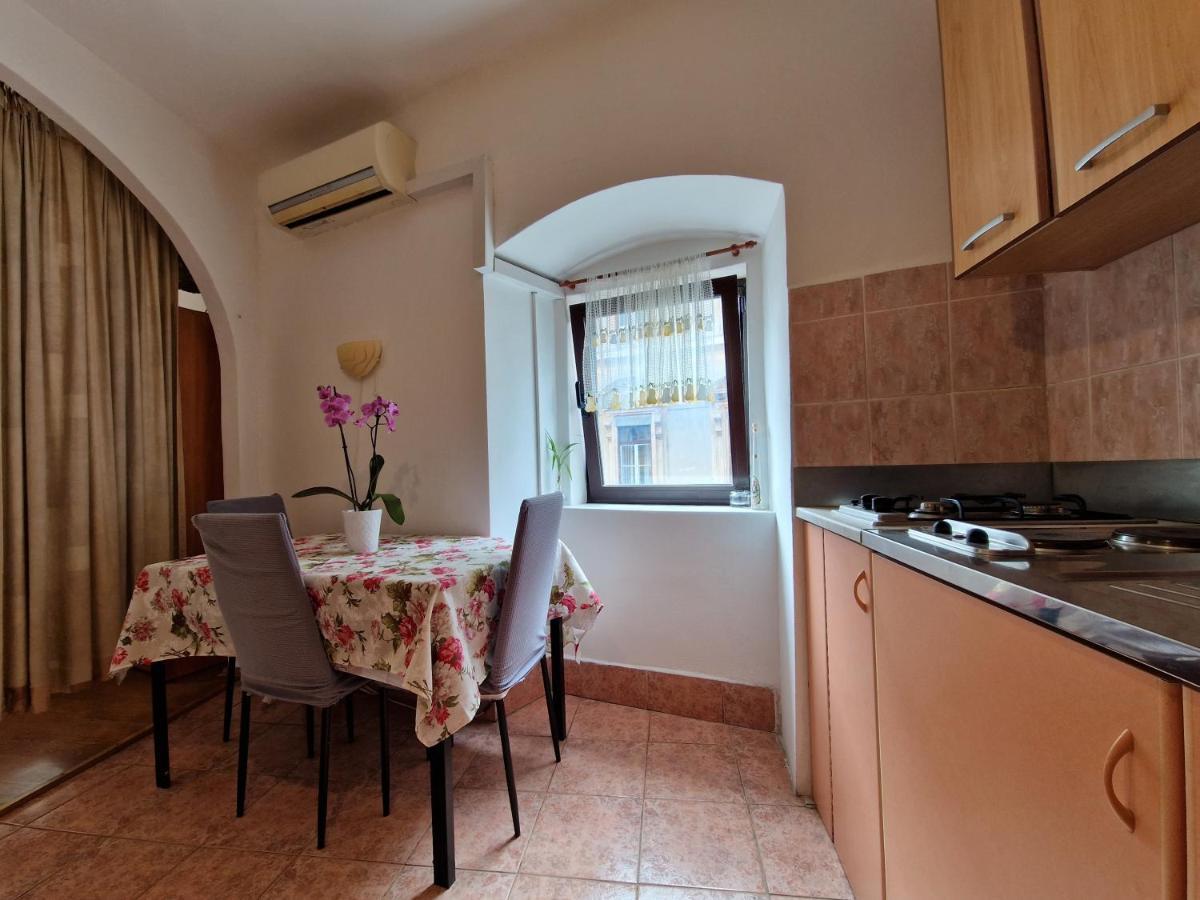 Apartamento Apartman Vesna Rijeka Exterior foto